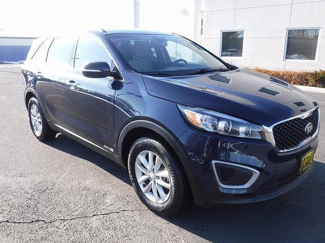 Kia Sorento Ratings Pricing Reviews And Awards J D Power