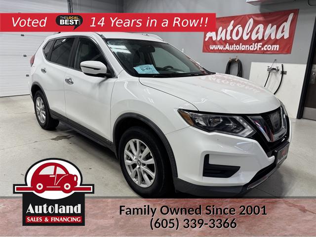 2017 Nissan Rogue SV for sale in Sioux Falls, SD