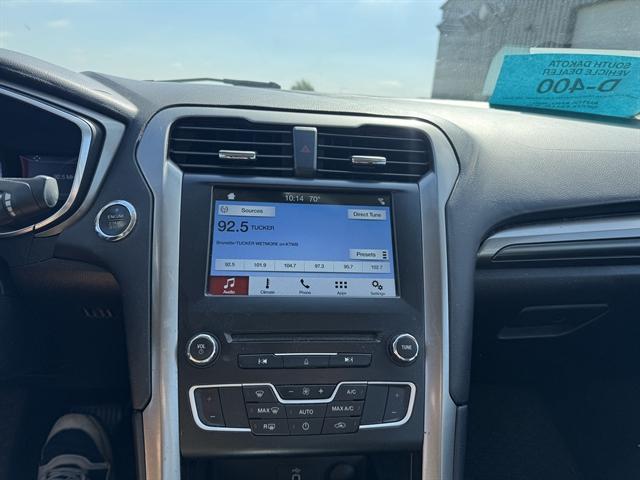 2017 Ford Fusion SE