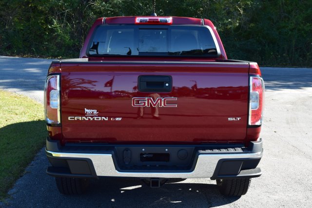 2018 GMC Canyon 2WD SLT