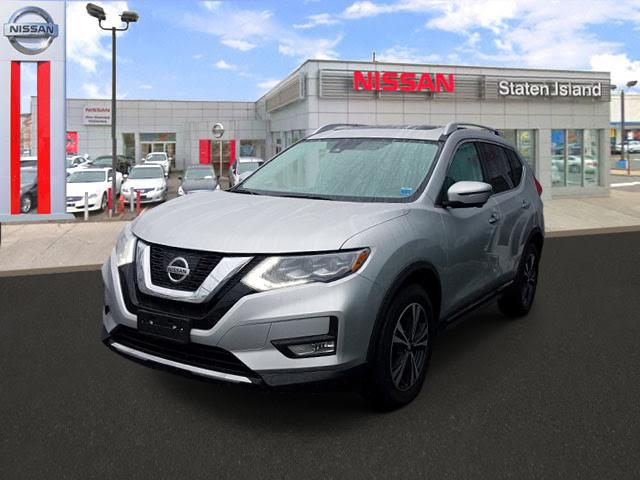 2017 Nissan Rogue SL [3]