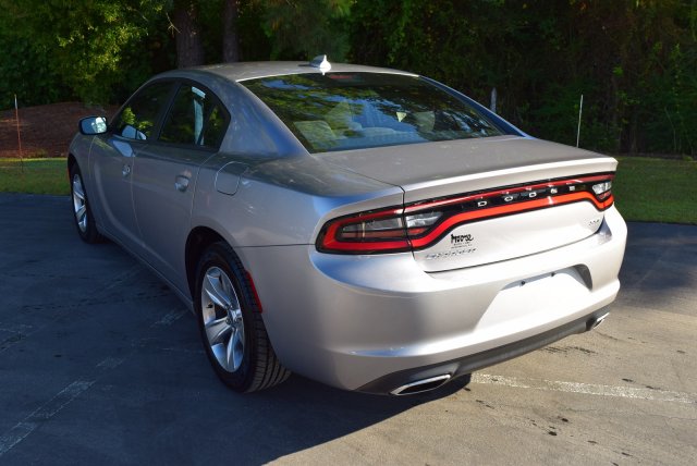 2017 Dodge Charger SXT