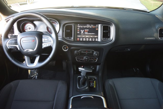 2017 Dodge Charger SXT