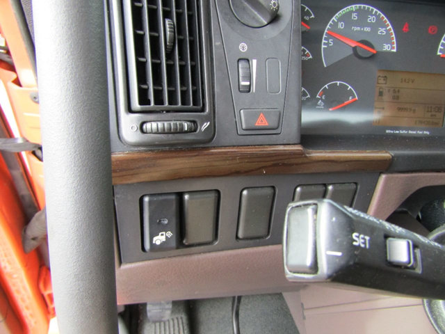 2016 Volvo Vnl n