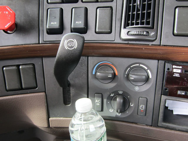 2016 Volvo Vnl n