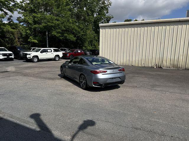 2017 INFINITI Q60 2.0t Premium