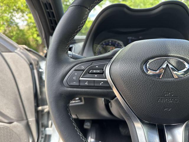 2017 INFINITI Q60 2.0t Premium