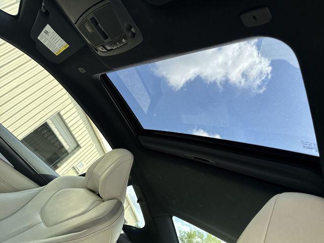 2017 INFINITI Q60 2.0t Premium