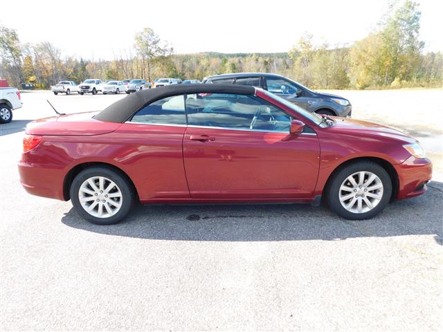 2012 Chrysler 200 Touring