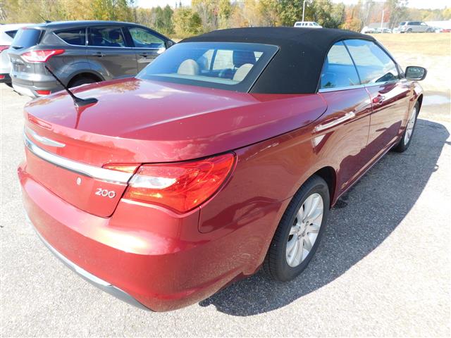 2012 Chrysler 200 Touring