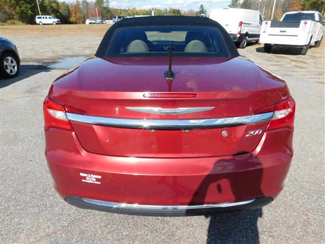 2012 Chrysler 200 Touring