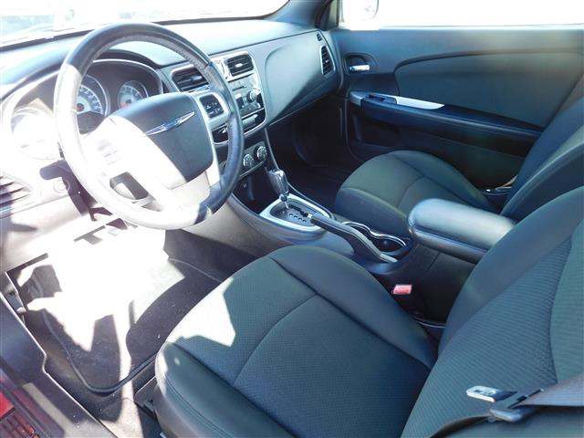 2012 Chrysler 200 Touring