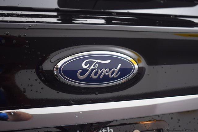 2020 Ford Edge SE