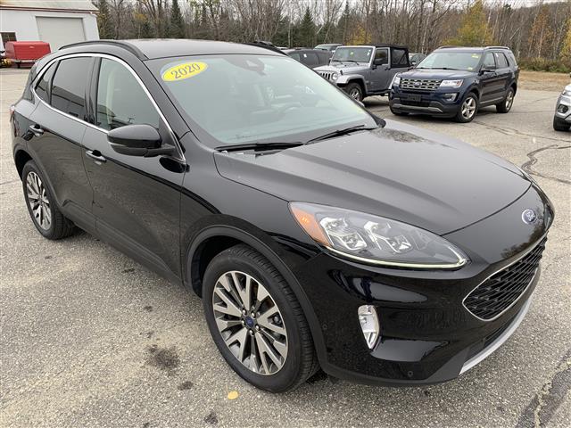 2020 Ford Escape Titanium