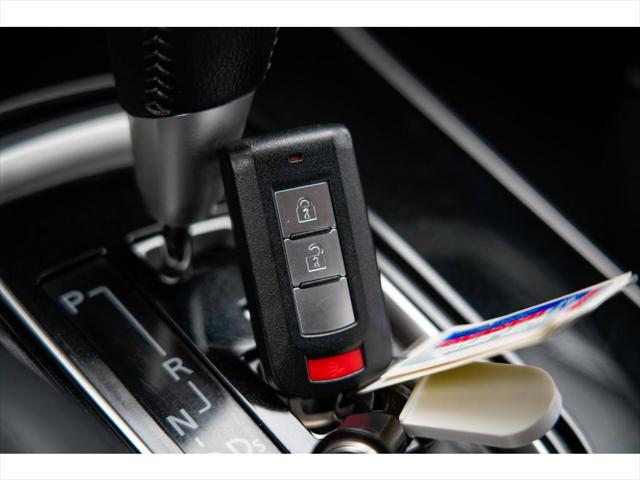 2019 Mitsubishi Outlander SE