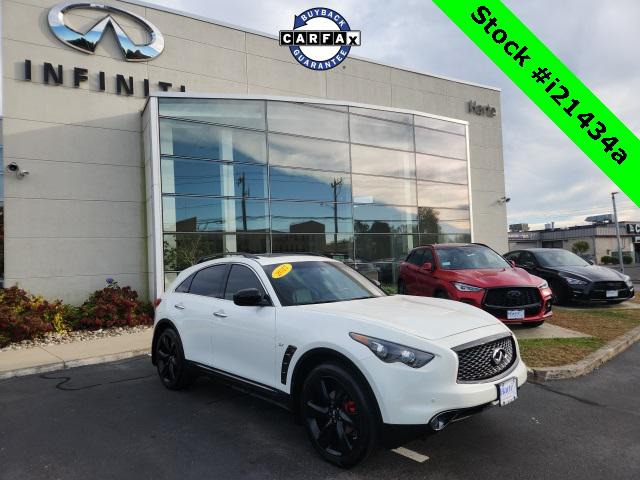 2017 Infiniti QX70