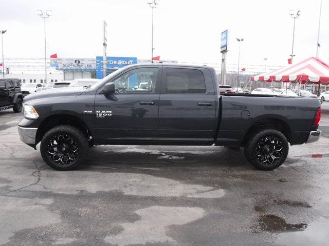 2019 Ram 1500 Classic SLT Crew Cab 4x4 6'4" Box