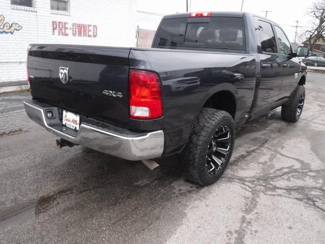2019 Ram 1500 Classic SLT Crew Cab 4x4 6'4" Box