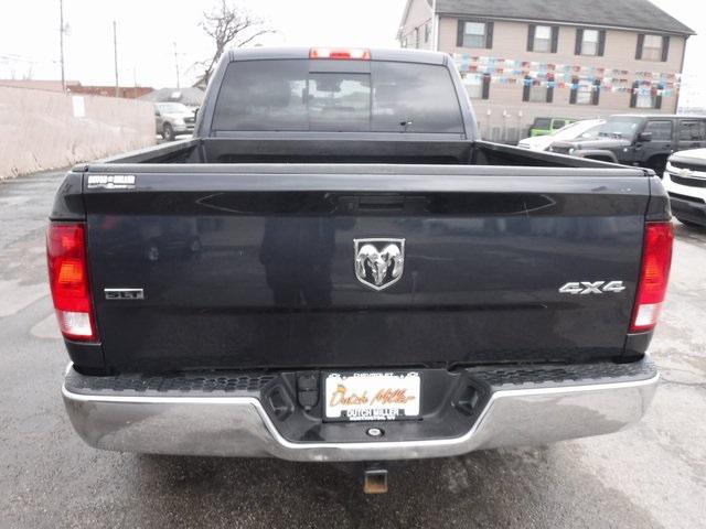 2019 Ram 1500 Classic SLT Crew Cab 4x4 6'4" Box