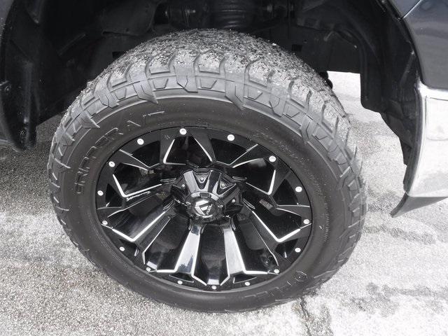 2019 Ram 1500 Classic SLT Crew Cab 4x4 6'4" Box