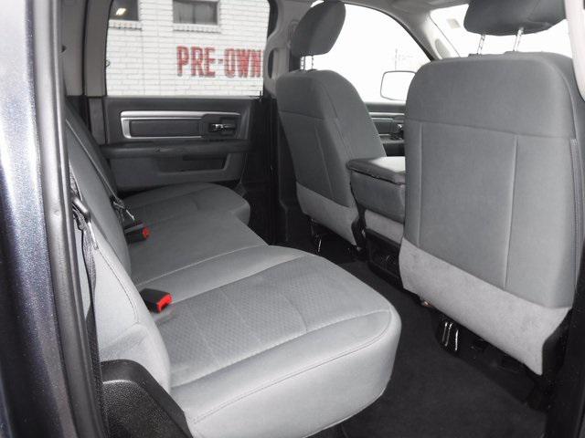 2019 Ram 1500 Classic SLT Crew Cab 4x4 6'4" Box