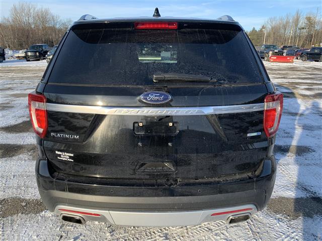 2017 Ford Explorer Platinum