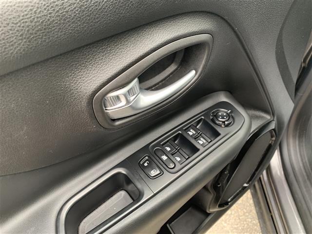 2016 Jeep Renegade Justice