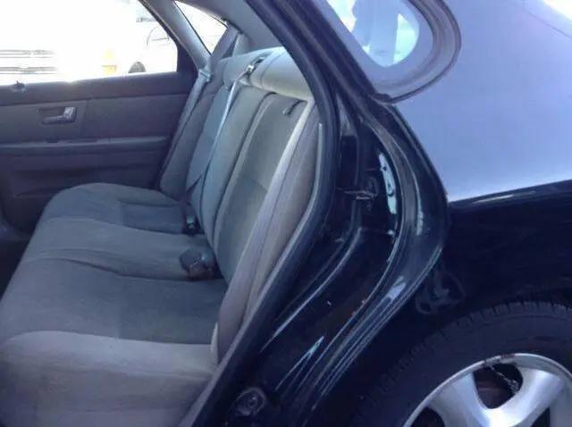 2001 Ford Taurus SE