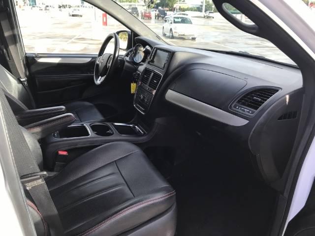 2016 Dodge Grand Caravan R/T