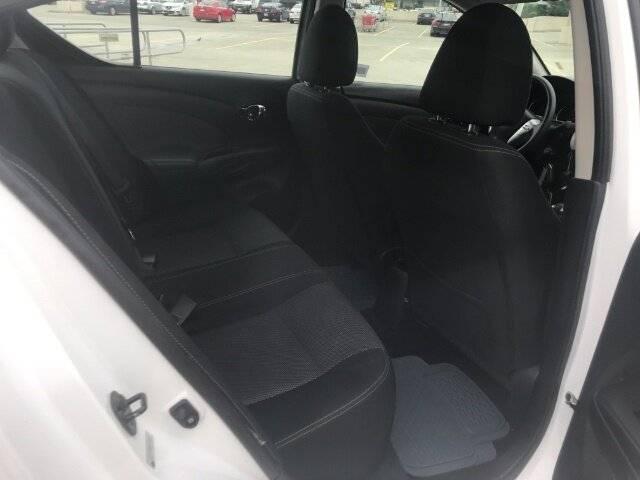 2016 Nissan Versa 1.6 SV