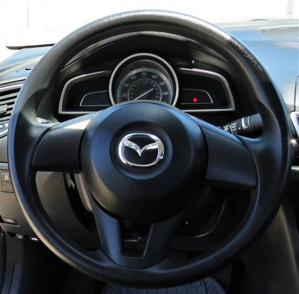2015 Mazda Mazda3 i SV