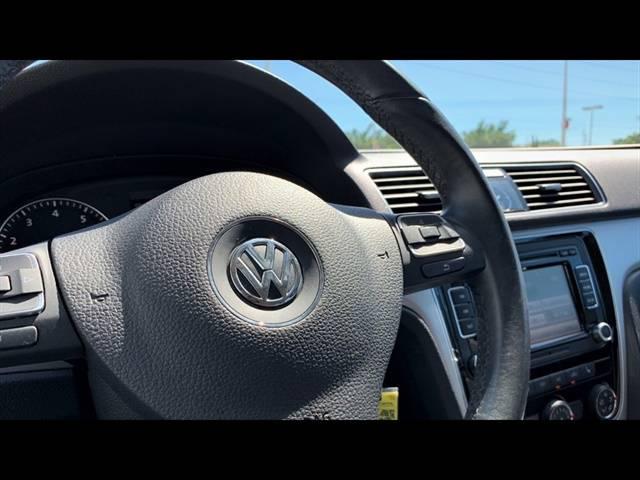 2013 Volkswagen Passat 2.5L SE