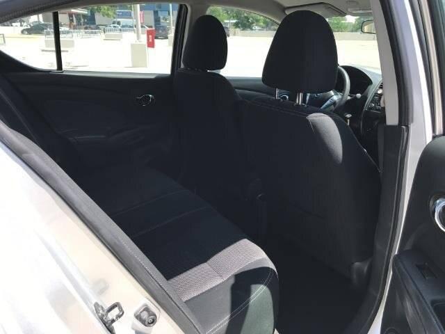 2016 Nissan Versa 1.6 SV