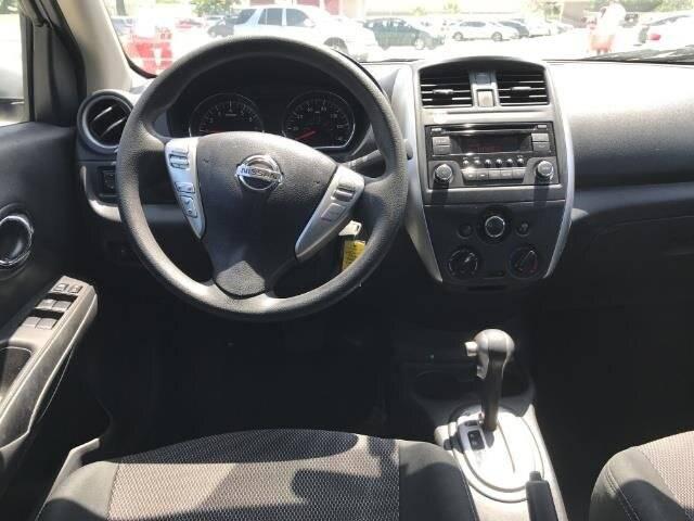 2016 Nissan Versa 1.6 SV