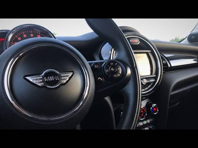2015 MINI Hardtop Cooper