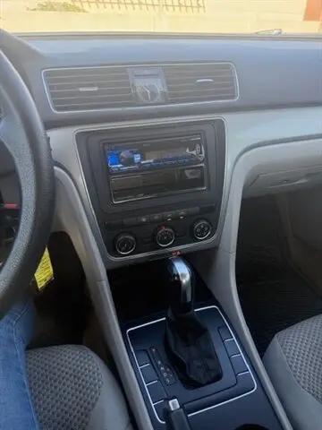 2014 Volkswagen Passat 1.8T S