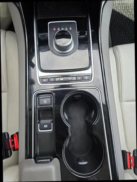 2017 Jaguar XE 25t