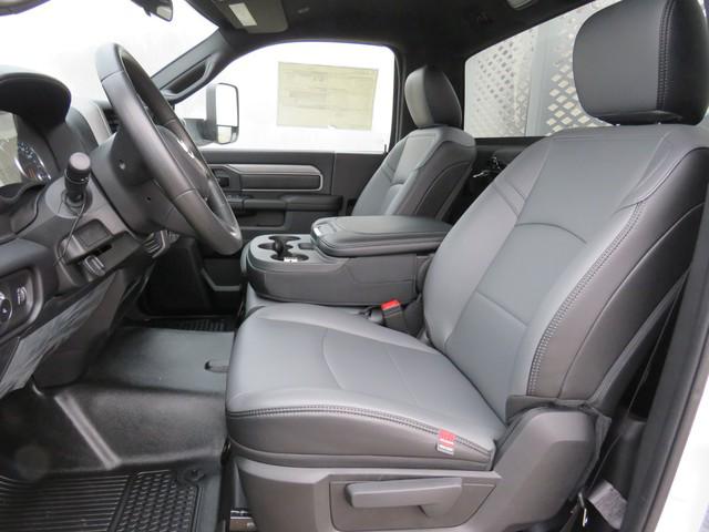 2021 Ram Ram 5500 Chassis Cab Tradesman/SLT