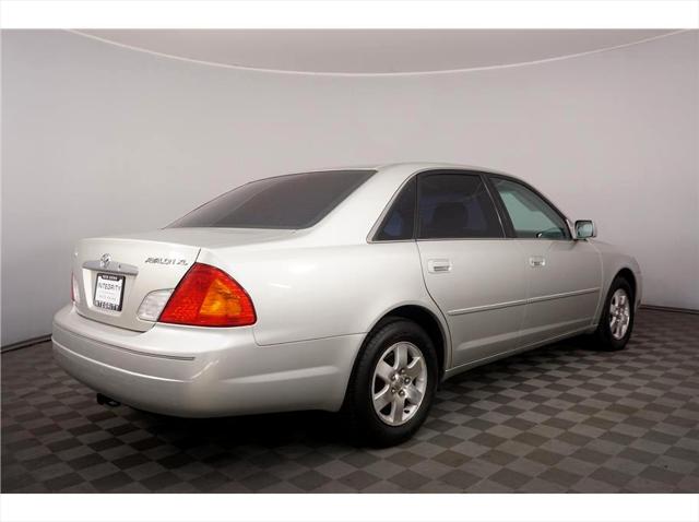 2000 Toyota Avalon XL Sedan 4D