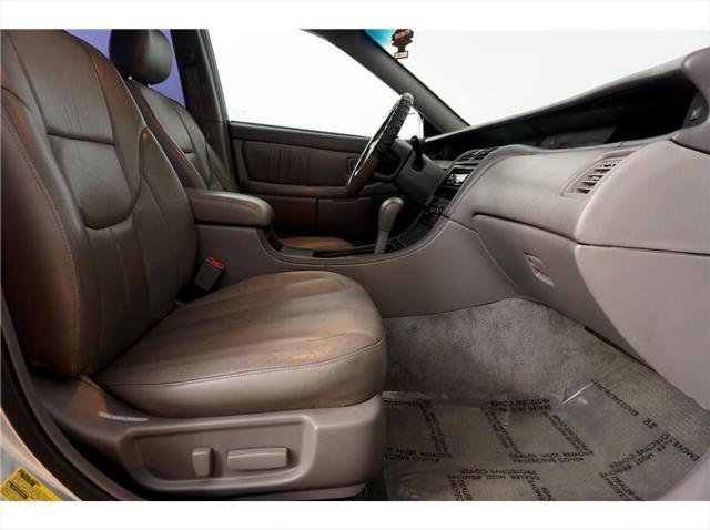 2000 Toyota Avalon XL Sedan 4D