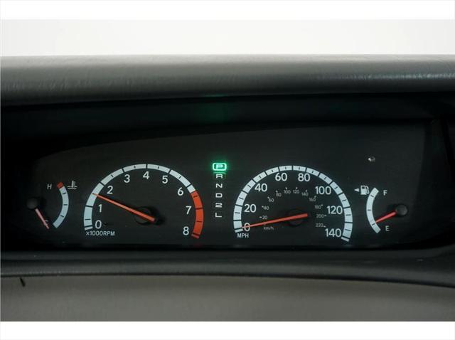 2000 Toyota Avalon XL Sedan 4D