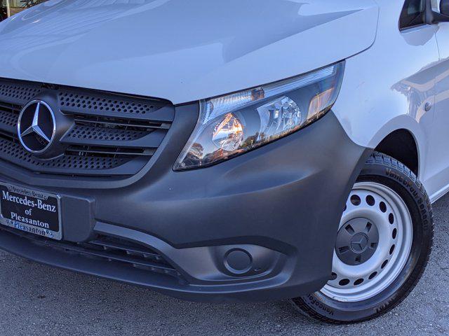 2018 Mercedes-Benz Metris Standard Roof 126" Wheelbase