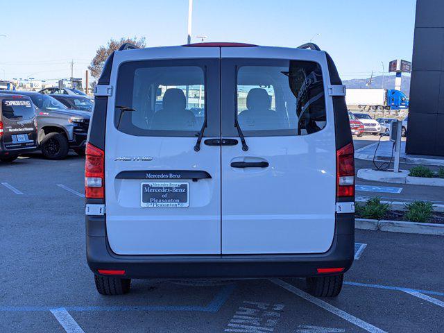 2018 Mercedes-Benz Metris Standard Roof 126" Wheelbase