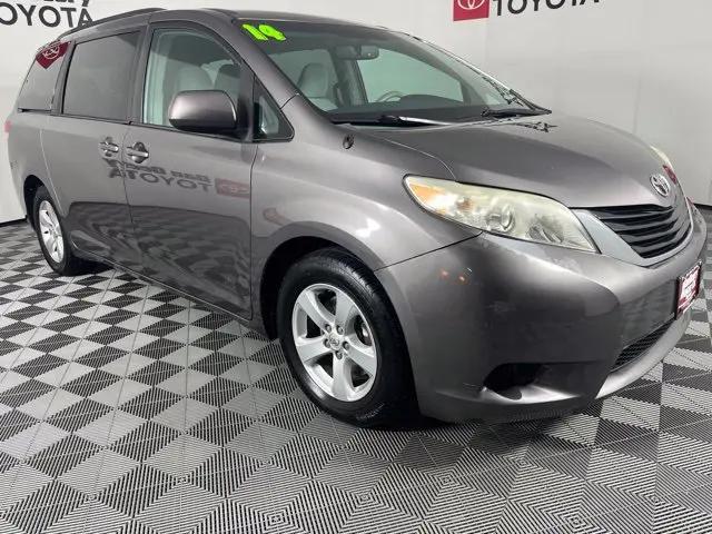 2014 Toyota Sienna LE V6 8 Passenger for sale in Cedar Falls, IA