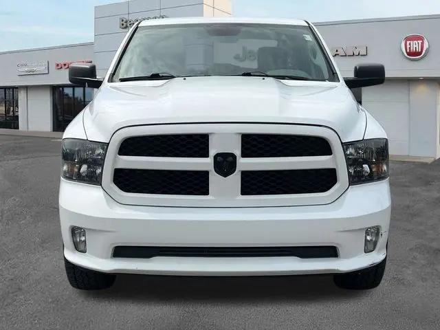 2017 Ram 1500 Express Crew Cab 4x2 57 Box