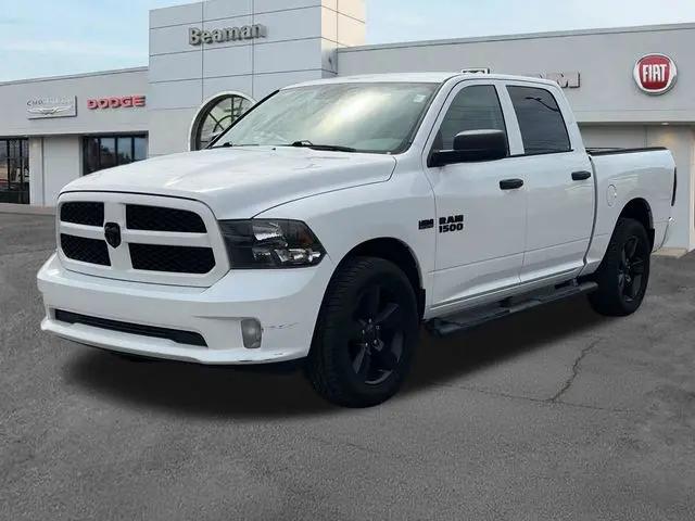 2017 Ram 1500 Express Crew Cab 4x2 57 Box
