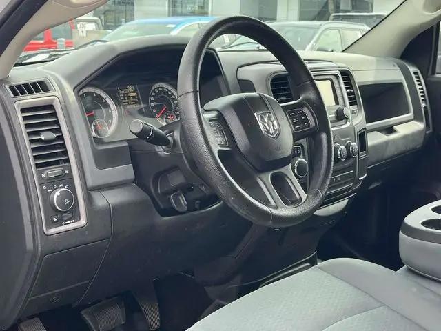 2017 Ram 1500 Express Crew Cab 4x2 57 Box