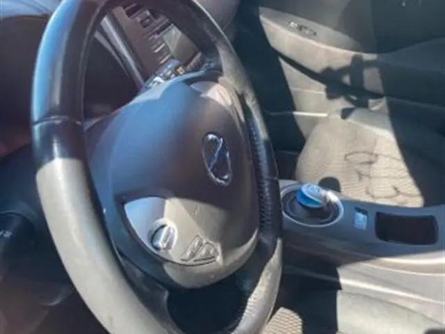 2013 Nissan LEAF S