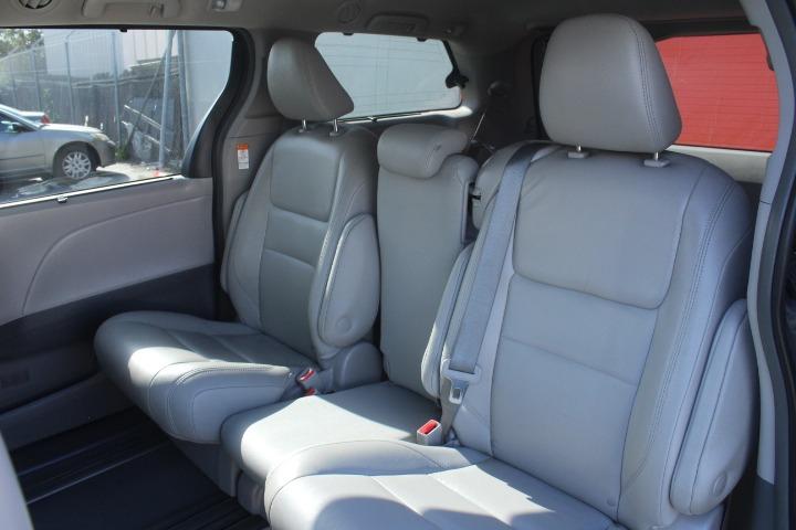 2019 Toyota Sienna XLE 8 Passenger