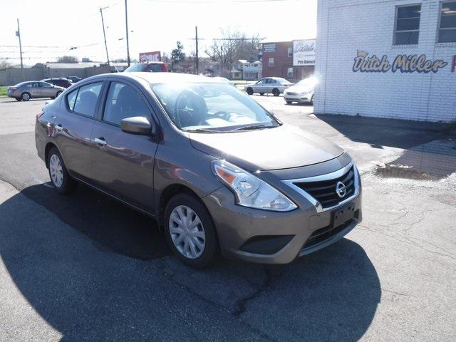 2017 Nissan Versa 1.6 SV for sale in Huntington, WV